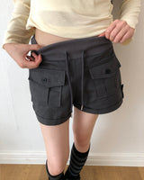 Peton Two-Pocket Roll-Up Shorts