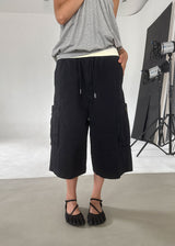 ZIPPER CARGO BERMUDA PANTS