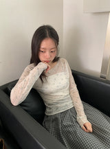 ザイナテンセルUネックシースルーフラワーレイヤード長袖Tシャツ