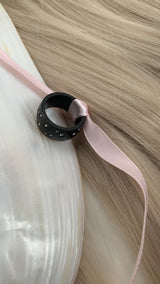 Black metal twinkle dot ring