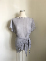 Cosmos pleats top 