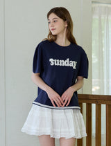 レースレタリングTシャツ（2色）