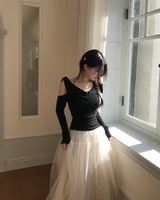 term ribbon off & shirring slim top