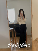 V-neck shoulder knitwear