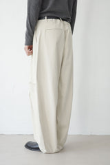 sculpted curved pants
