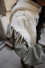Fringe triangle shawl muffler