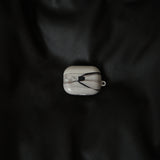 [MADE] blond glossy airpod case (black)