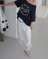 スターレタリングオフショルダーボクシー半袖Tシャツ