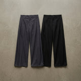 Relaxed Pleat Wide Trousers