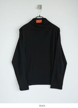drape mock neck tee