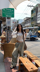 アイテムスパンオフショルダーロングスリーブtシャツ