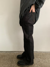 ウェフステッチブーツカットデニムパンツ