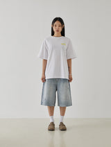 ファチュリスティックロゴtシャツ