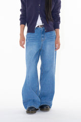 Back pocket flare denim pants