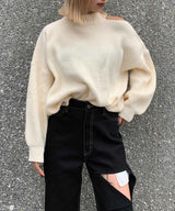 ショルダーオープンニット