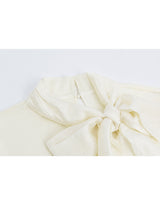 [PRE- FALL] ダリアサテンリボンスカーフスリムハーフスリーブトップ Ivory