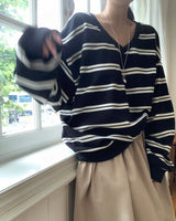 [ORIGINAL] Soy Stripe V-Neck Oversized Sweatshirt