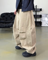トレビアルパッチバルーンチノパンツ