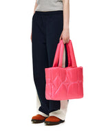 PINK ヘレティックパディングバッグ