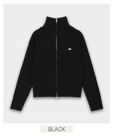 [BELLIDE MADE] ペンダント付きケーブルニットジップアップ