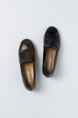 Glossy loafer_black
