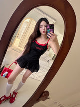 Red bow lettering lace sleeveless t-shirt