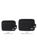 AERO LAPTOP POUCH LARGE / BLACK