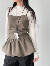 balloon strap blouse