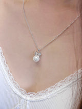 Ribbon Pearl Necklace