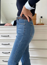 Panyu Hidden Banding Semi-Bootcut Denim Pants