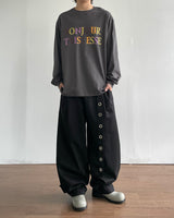 アイレットスナップカーブパンツ