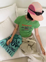 ミッドサマー グラフィック Tシャツ