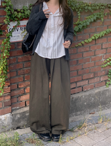 #フリルカラーストラップパフロングスリーブブラウス