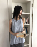 ナイロンアンバランスストラップリボンスリーブレスブラウス