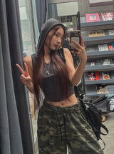 ヘアリーVネックフードノースリーブ