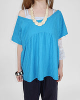 EMBOSSED OFF-SHOULDER TEE