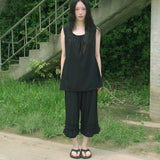 Berry Punching Lace Capri Pants (black)