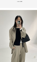 Ray Buckle Wrap Knit