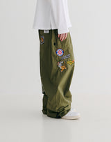 RACING PATCH SUPER WIDE PANTS KAHKI