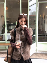 Multicolor Turtleneck Knit Vest 