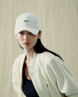 Stranger フラワーロゴベースボールコーデュロイキャップ (White)