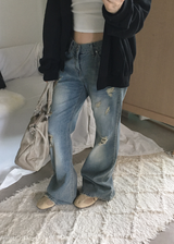  Arc-Damage Distressed Vintage Semi-Bootcut Denim Jeans