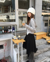 Betty low boots cut pants