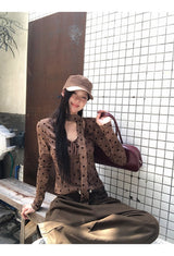 コットンウールスカーフドットブラウン長袖Tシャツ