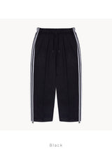 Two-line wide pants