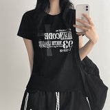 コード レタリング ショートスリーブ クロップ Tシャツ (3 colors)