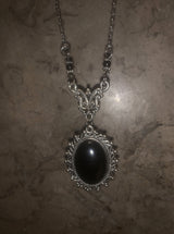 [only suzen] Rina Black Vintage Necklace