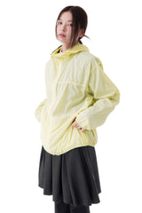  AIRY HOODED WINDBREAKER