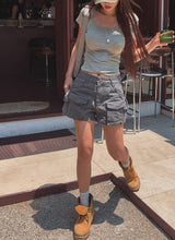 vintage multi-pocket short pants