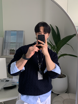 nade Cable Collar Button Standard Knit